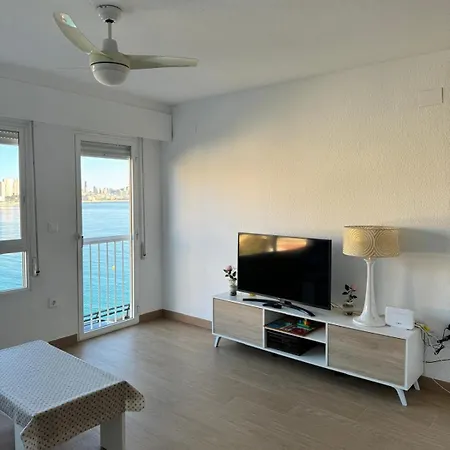 בית נופש Bonito Triplex Con Increibles Vistas בנידורם
