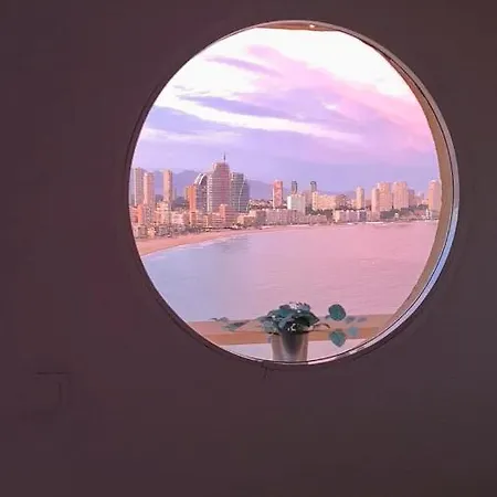Bonito Triplex Con Increibles Vistas Hébergement de vacances Benidorm