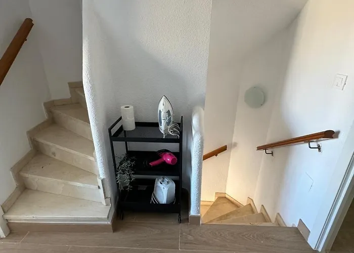 Bonito Triplex Con Increibles Vistas * بينايدورم